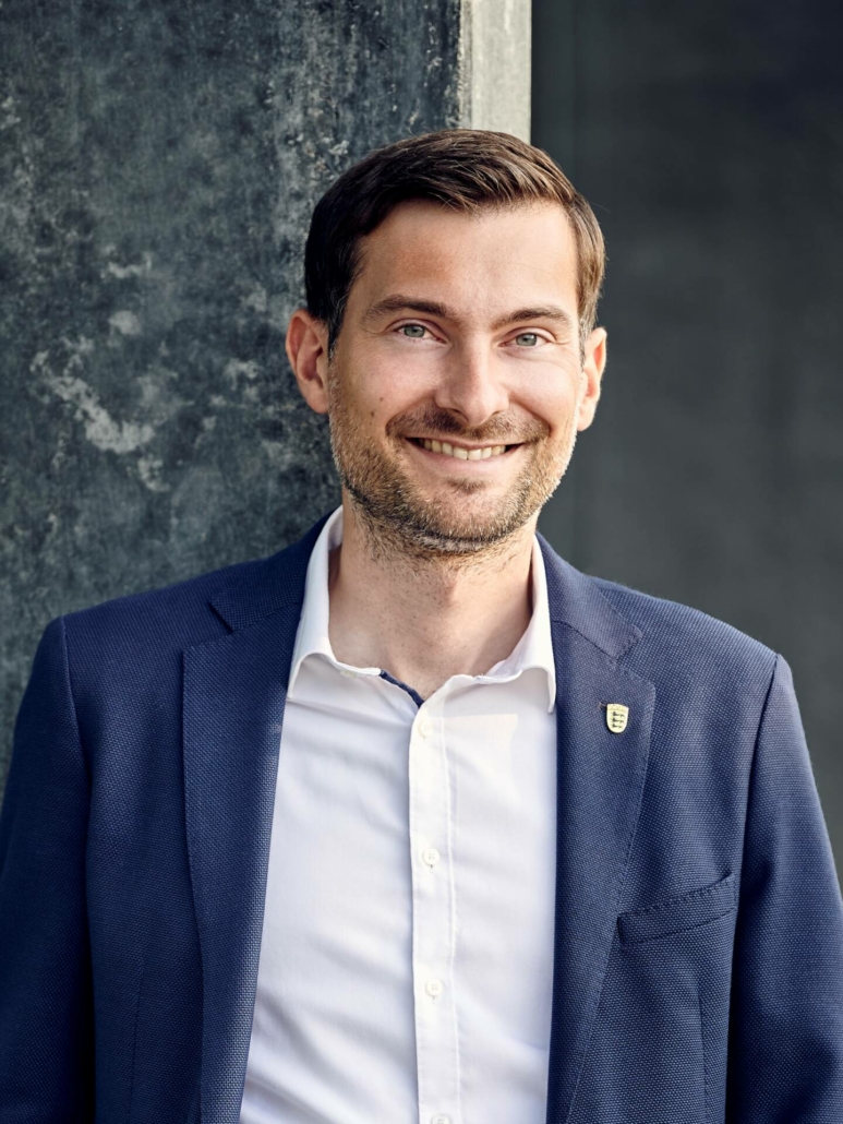 RG2_6408-portrait